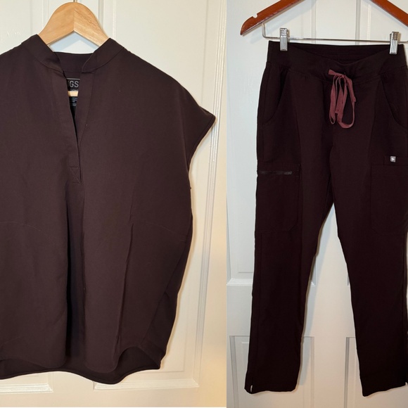 Figs scrub set with Rafaela top and Yola bottom (XS/XS) - Picture 1 of 3